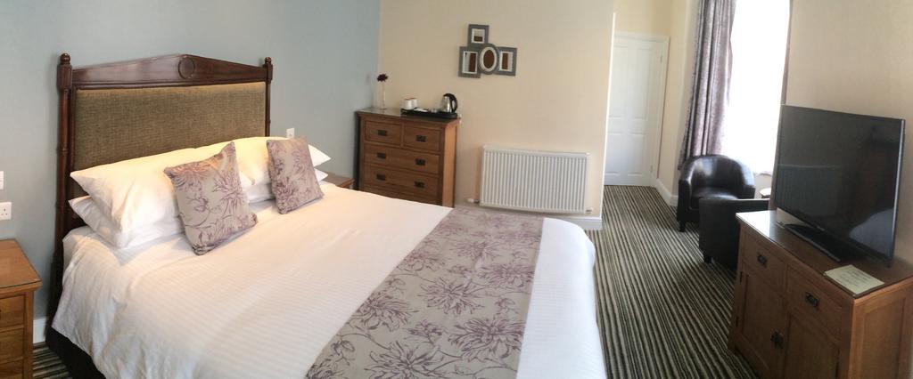 The Strathmore Tenby Esterno foto
