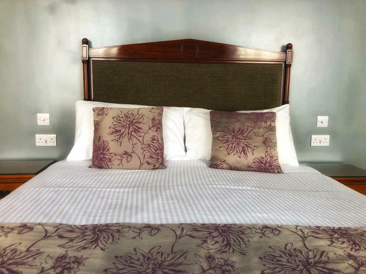 The Strathmore Tenby Esterno foto